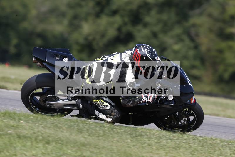 /45 10.08.2025 Plüss Moto Sport ADR/Freies Fahren/401